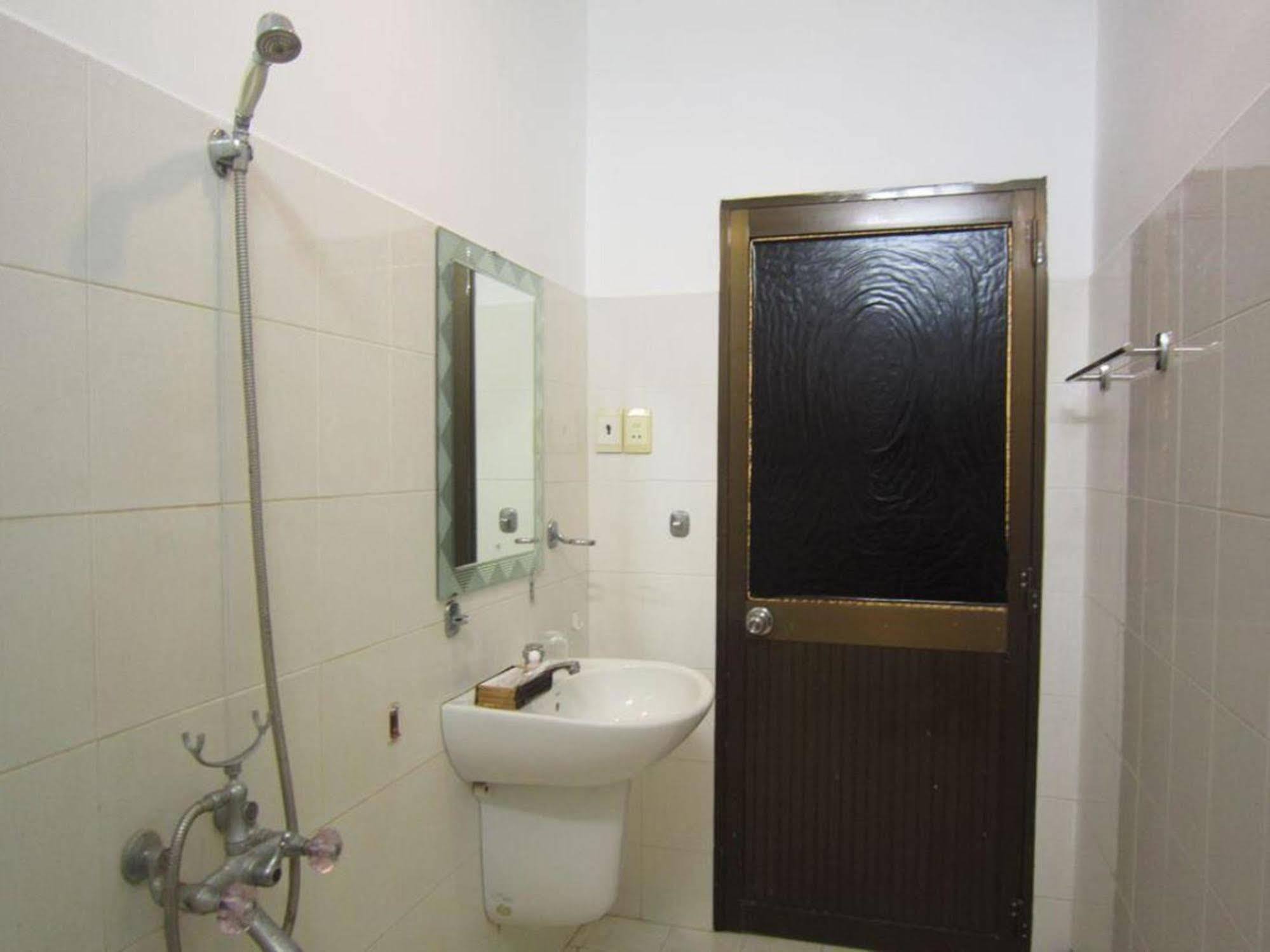 Hotel Reddoorz @ Pham Ngu Lao Street 3 Ho Či Minovo Město Exteriér fotografie